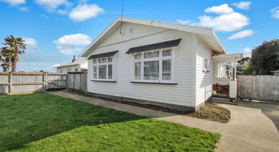  at 52 Huxley Street, Pahiatua
