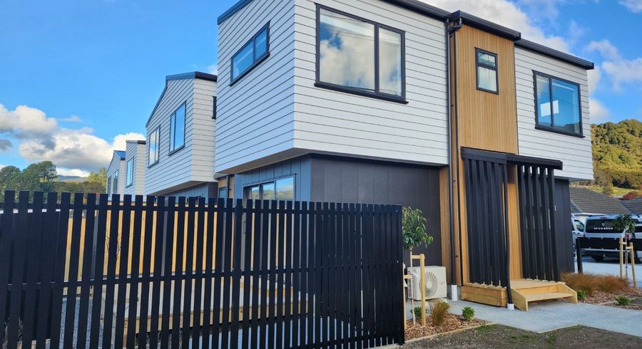  at 1/11 Lees Grove, Wainuiomata, Lower Hutt, Wellington