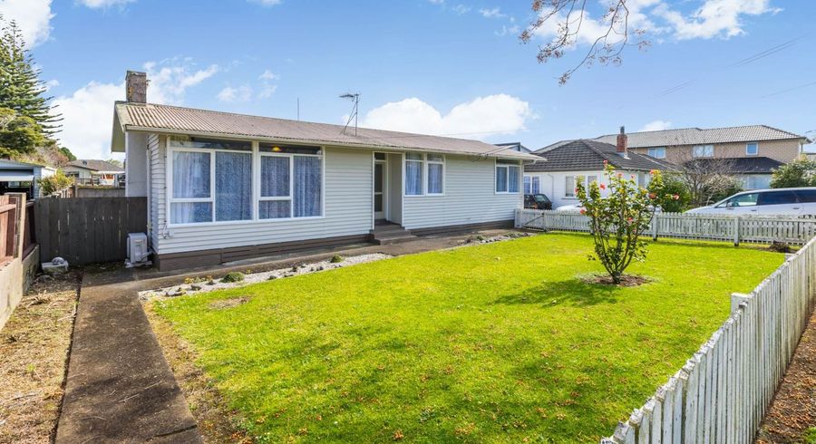  at 1/2 Kent Road, Manurewa, Manukau City, Auckland