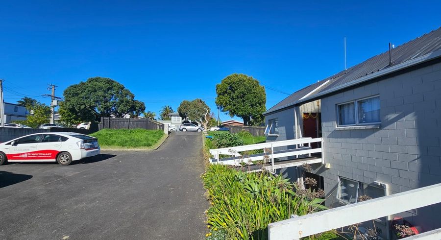  at 8/19 Locarno Avenue, Sandringham, Auckland City, Auckland
