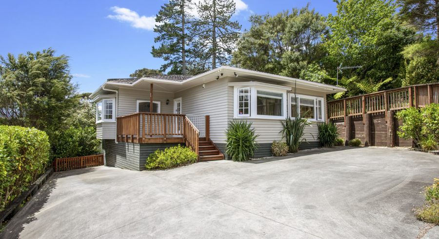  at 518E West Coast Road, Oratia, Auckland