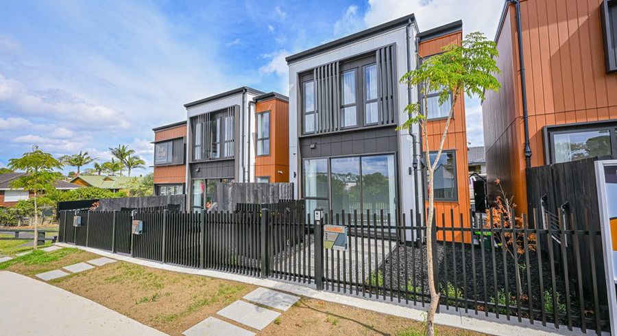  at 89B Whitford Road, Howick, Manukau City, Auckland