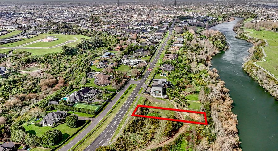  at 1907 River Road, Flagstaff, Hamilton, Waikato