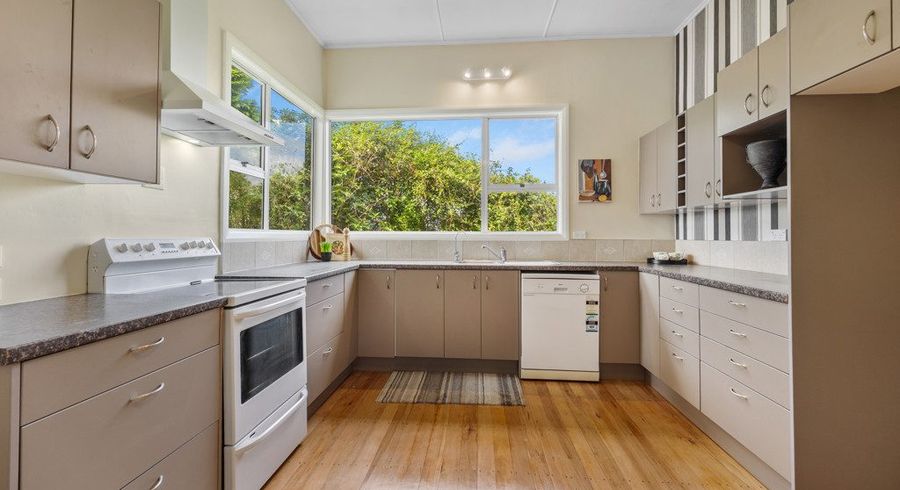  at 77 Shetland Street, Wakari, Dunedin, Otago