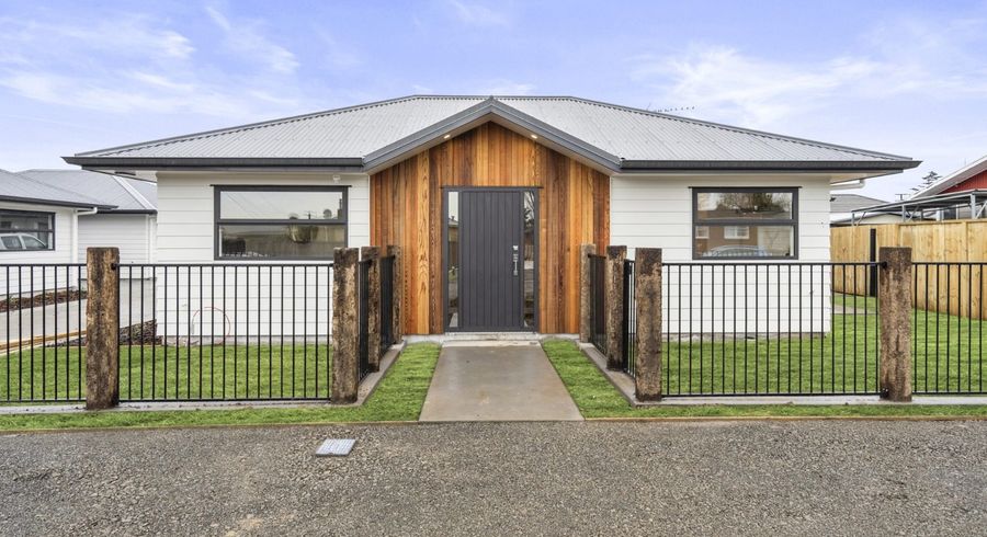  at 1/4 Cotton Street, St Andrews, Hamilton