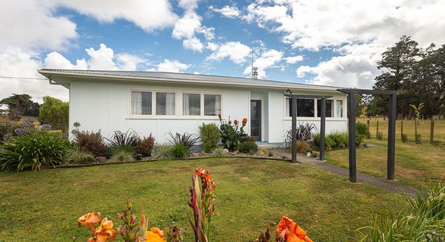  at 881 Cowper Road, Dannevirke, Tararua, Manawatu / Whanganui