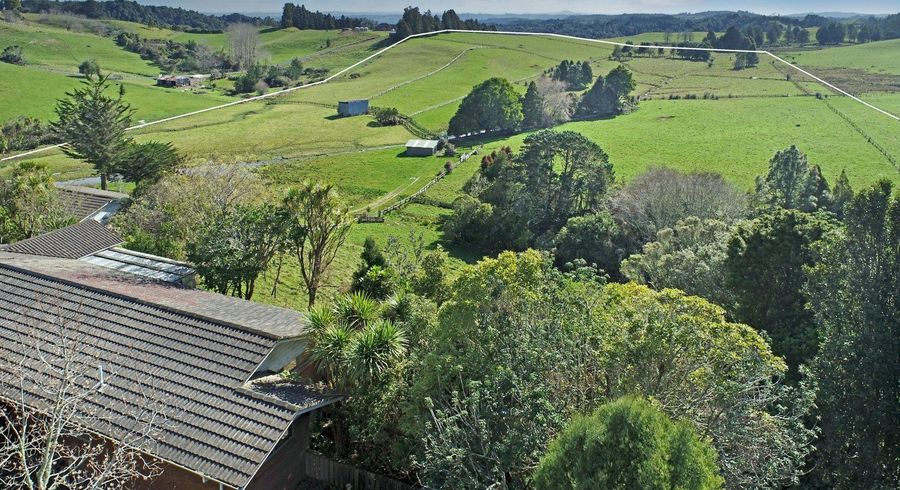  at 1723 Ponga Road, Papakura