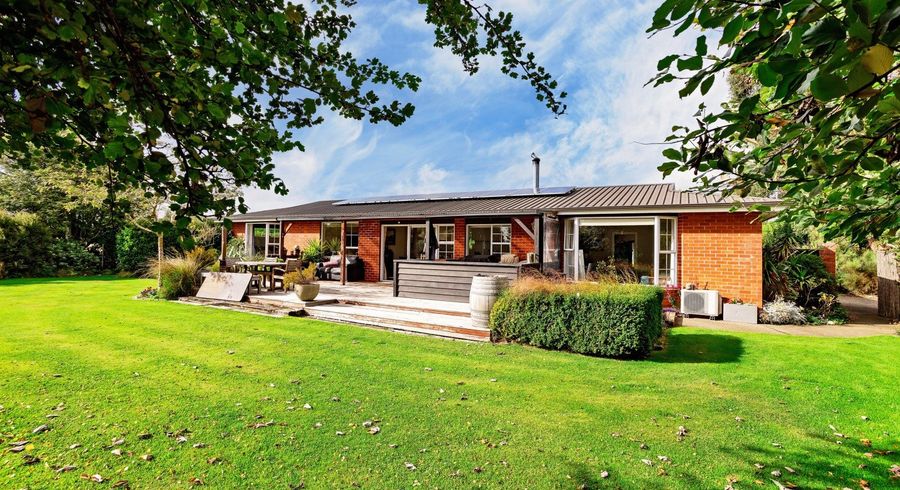  at 274 West Plains School Road, West Plains, Invercargill, Southland