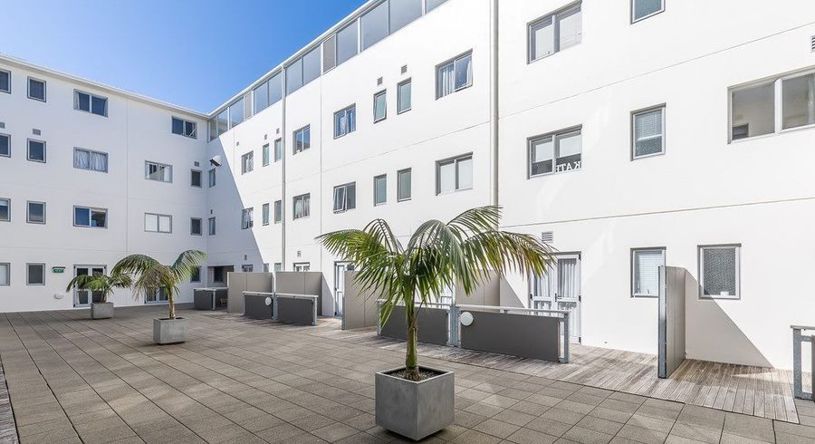  at 26 Morningside Dr., Kingsland, Auckland City, Auckland