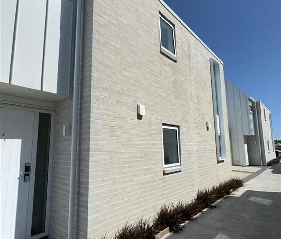  at 4/28 Sumner Street, Spreydon, Christchurch City, Canterbury