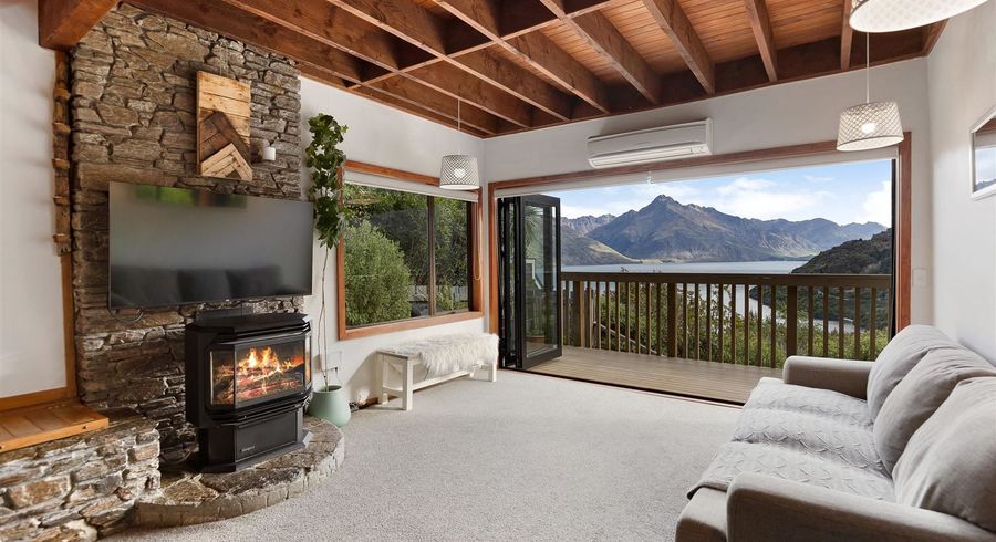  at 24B McKerrow Place, Sunshine Bay, Queenstown