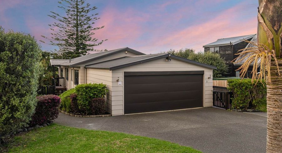  at 32 Holiday Road, Stanmore Bay, Rodney, Auckland