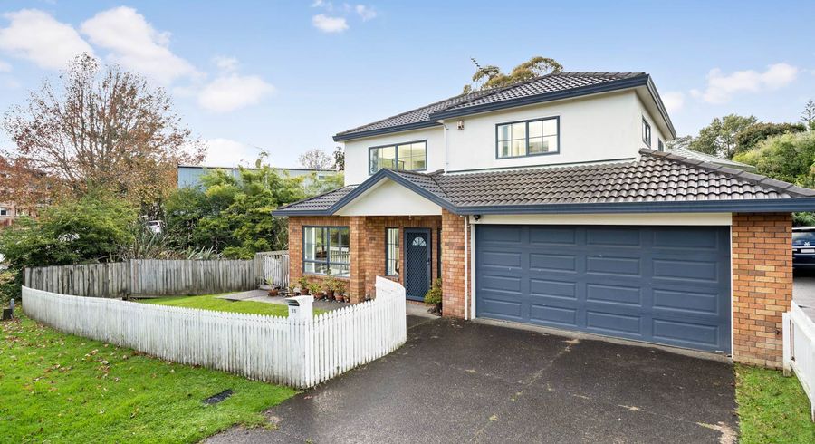  at 28 Commodore Drive, Lynfield, Auckland