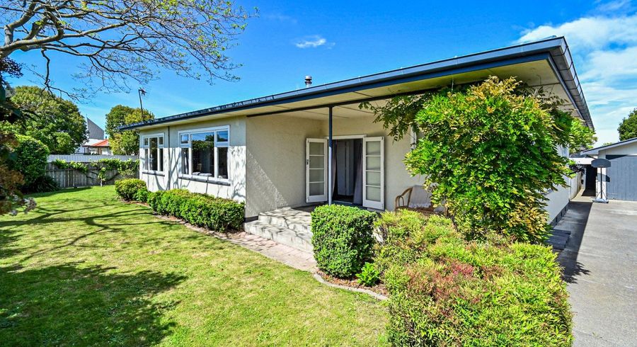  at 700 Frederick Street West, Mahora, Hastings, Hawke's Bay