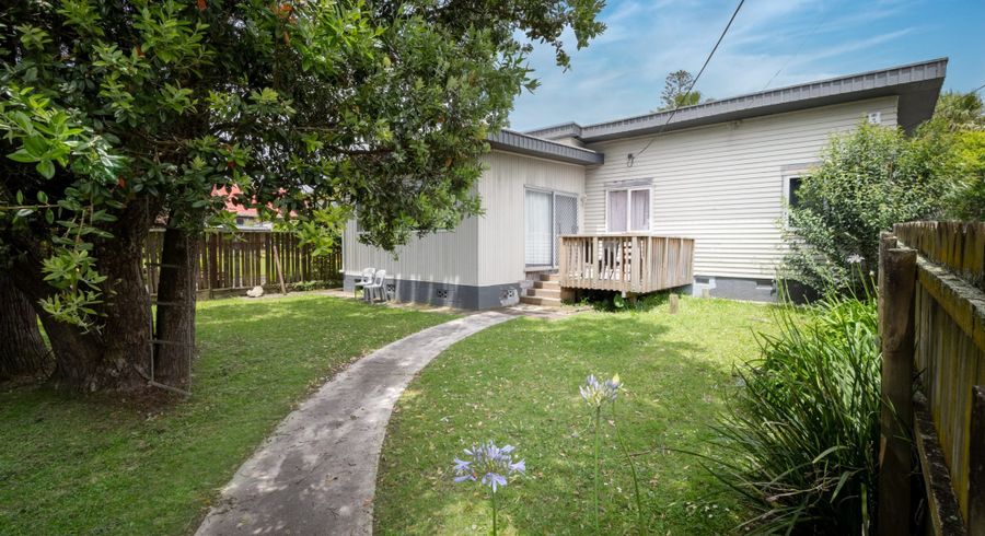  at 23 Margan Avenue, New Lynn, Auckland