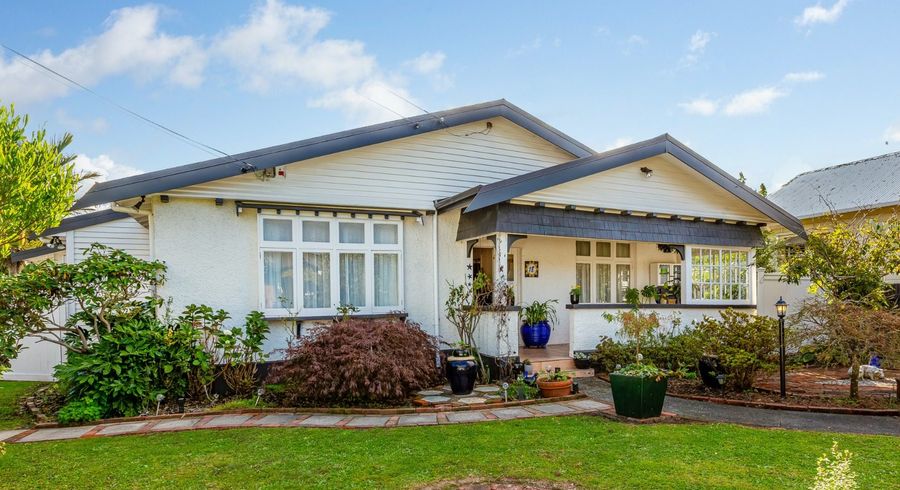  at 18 Colin Grove, Lower Hutt, Lower Hutt, Wellington