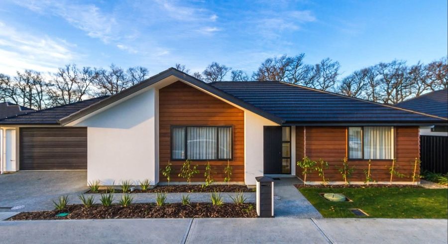  at 33 Oakdale Grove, Richmond, Tasman, Nelson / Tasman