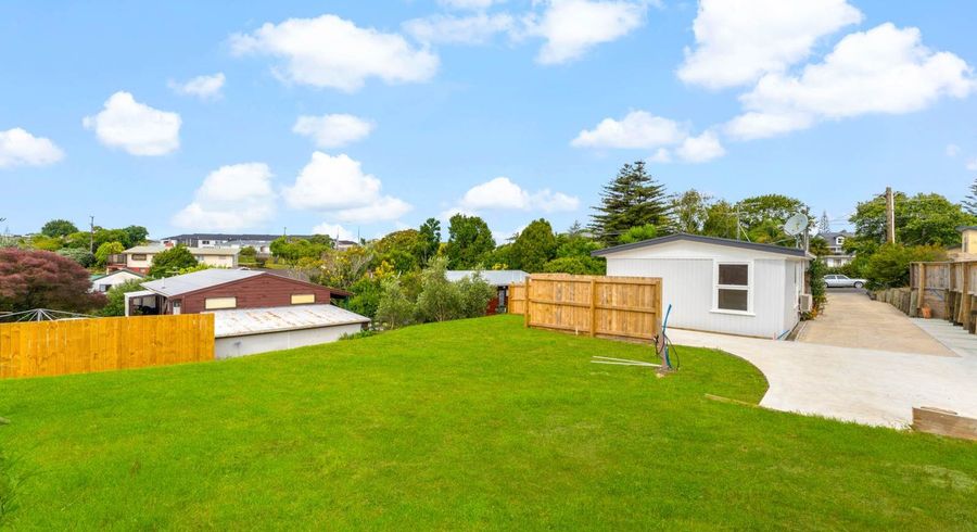  at 62B McLeod Road, Te Atatu South, Waitakere City, Auckland