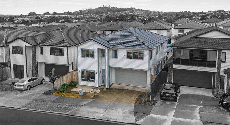 at 22 Tinaku Road, Flat Bush, Auckland