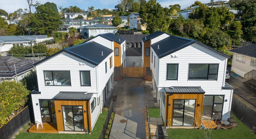  at 32A Sequoia Place, Sunnynook, Auckland