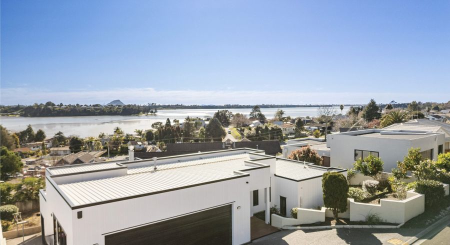  at 8 Lorrigan Way, Welcome Bay, Tauranga, Bay Of Plenty