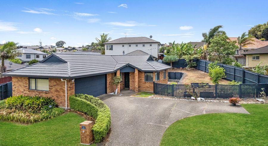  at 11 Saralee Drive, Manurewa, Manukau City, Auckland