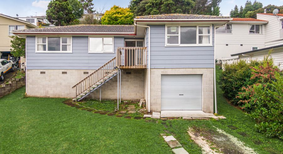  at 44 Sequoia Place, Sunnynook, Auckland