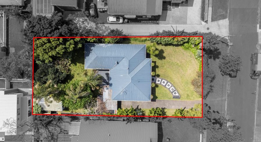  at 16 Grande Vue Road, Papatoetoe, Auckland