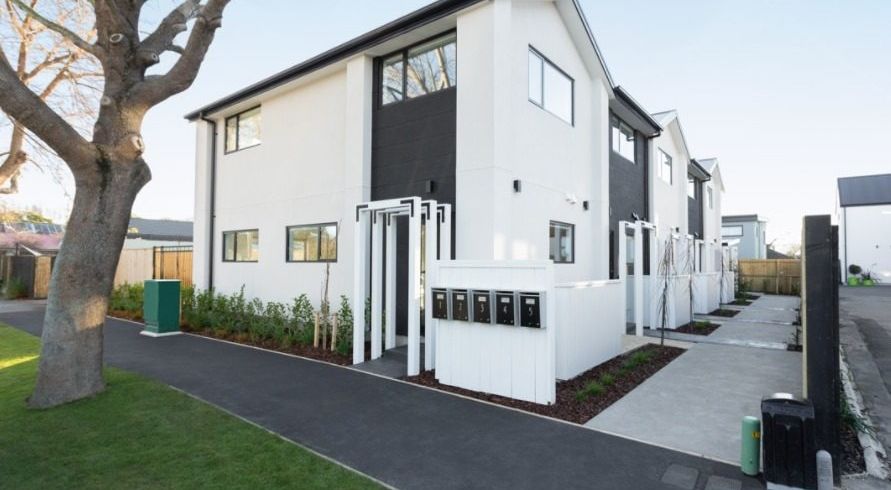  at 2/119  Chester Street East, City Centre, Christchurch City, Canterbury
