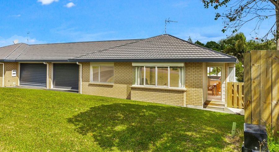  at 2/9 Mably Court, Stanmore Bay, Whangaparaoa