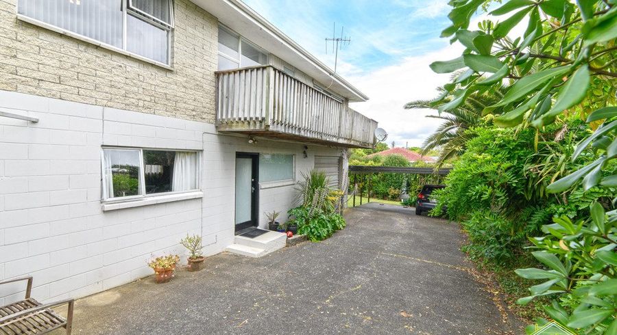  at 3/10 Mayville Avenue, New Lynn, Auckland