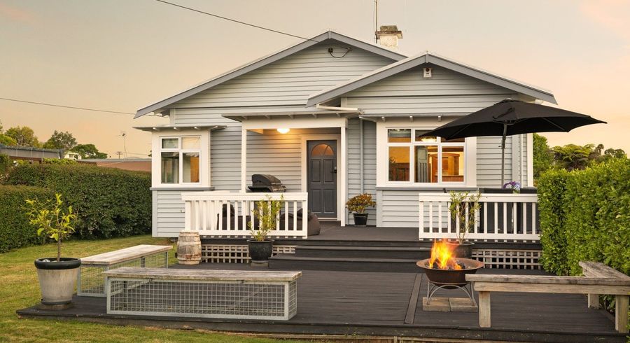  at 19 Kiwi Avenue, Forest Lake, Hamilton, Waikato