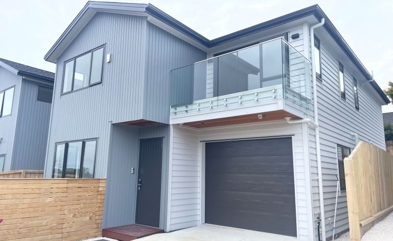  at 2A Askew Place, Farm Cove, Manukau City, Auckland