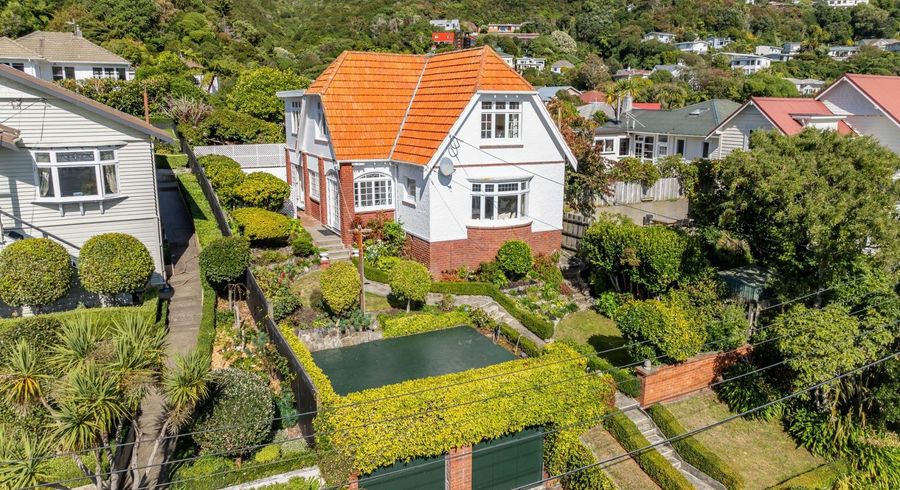  at 4 Blakey Avenue, Karori, Wellington, Wellington