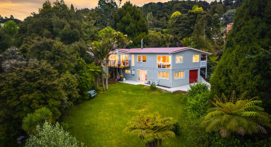  at 21 Rauhuia Crescent, Parau, Auckland