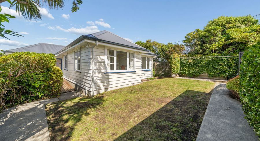  at 3 Mertoun Terrace, Highbury, Wellington, Wellington