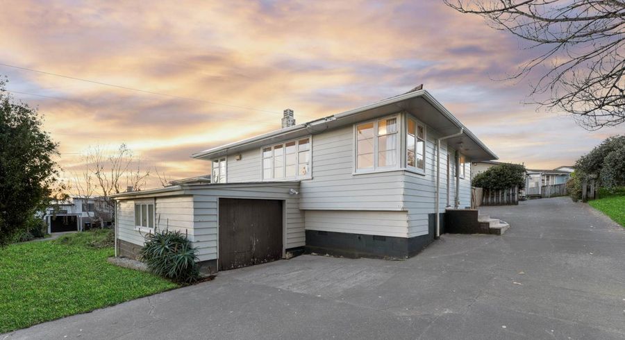  at 32 Price Crescent, Mount Wellington, Auckland City, Auckland