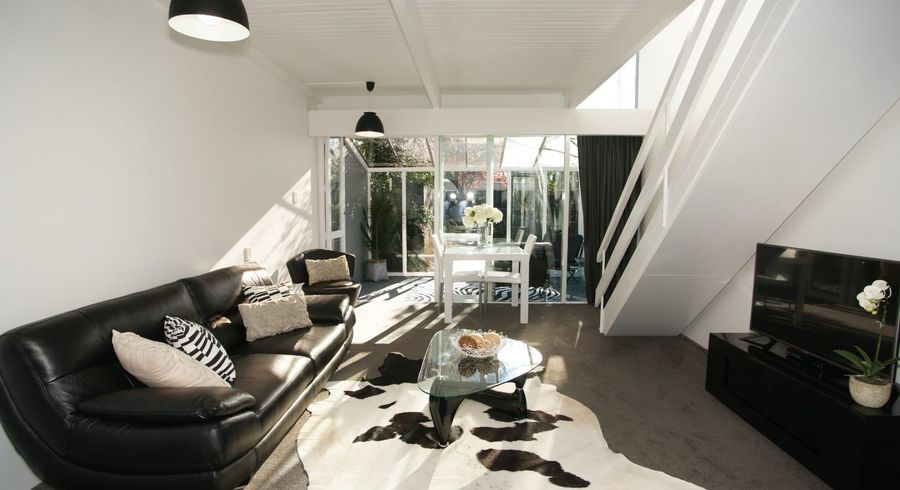  at 1/43 Fendalton Road, Fendalton, Christchurch