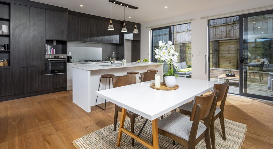  at 4/4 McQuoid Place, Glenfield, North Shore City, Auckland