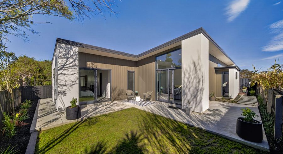  at 209 Estuary Road, South New Brighton, Christchurch City, Canterbury
