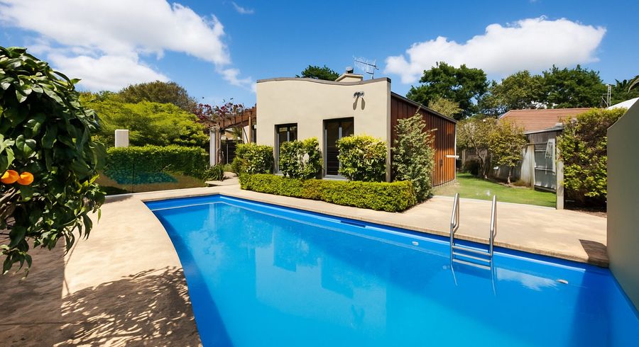  at 3 The Oaks, Awapuni, Palmerston North, Manawatu / Whanganui