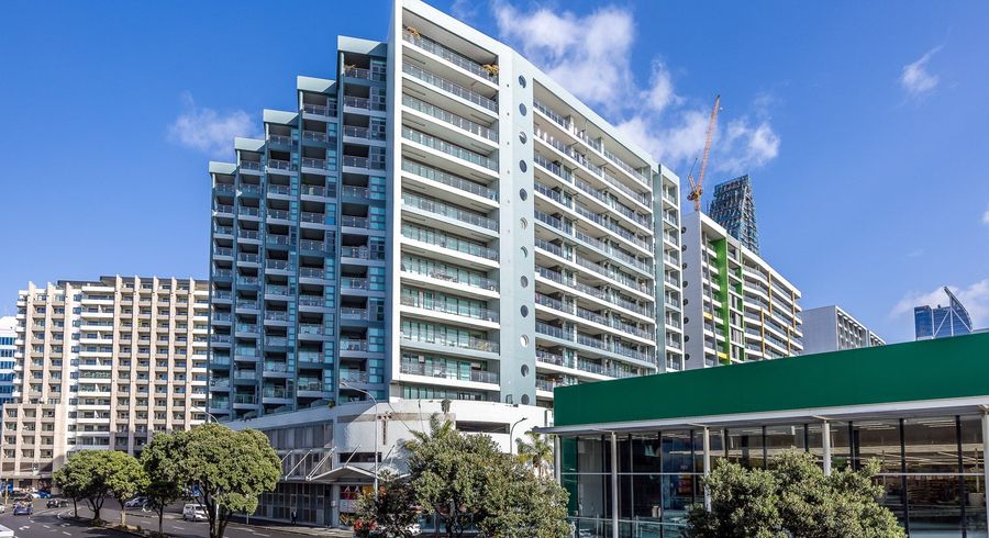  at 1307/30 Beach Road, Auckland Central, Auckland