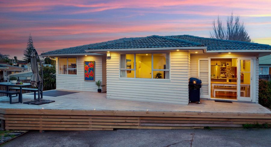  at 86 Rosewarne Crescent, Glendene, Waitakere City, Auckland