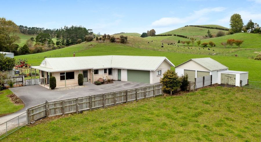  at 32 Davis Road, Inglewood, New Plymouth, Taranaki