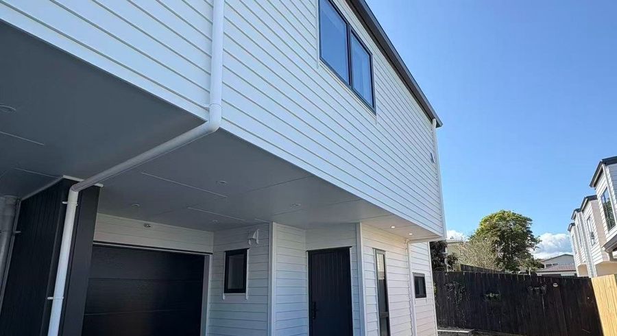  at 12B McQuarrie Avenue, Wattle Downs, Manukau City, Auckland