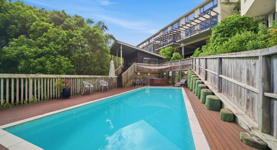  at B 203/525 East Coast Road, Browns Bay, North Shore City, Auckland