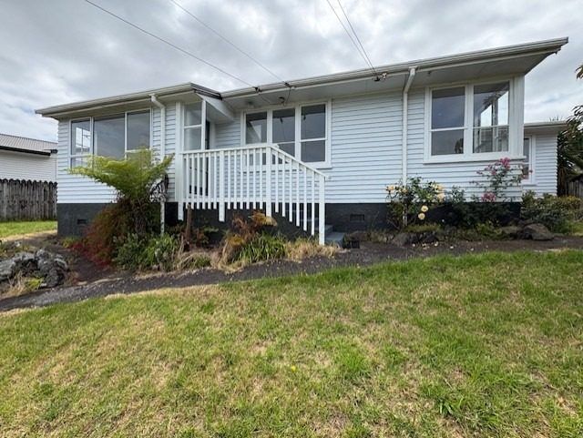  at 12 Sullivan Ave, Mangere Bridge, Manukau City, Auckland