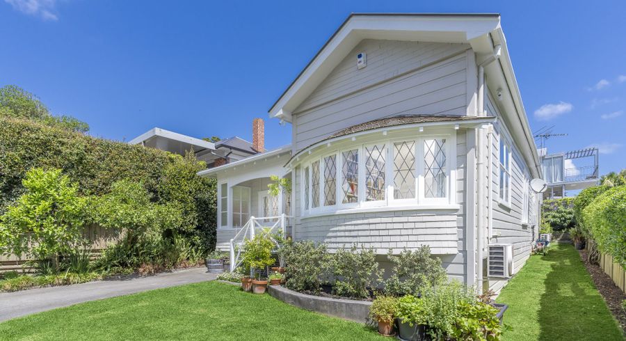  at 18A Woodside Road, Mount Eden, Auckland