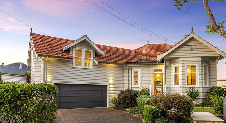  at 9 Inverary Avenue, Epsom, Auckland