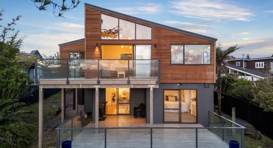 at 130 Aeroview Drive, Beach Haven, Auckland